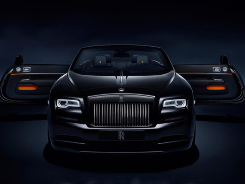 Rolls-Royce Dawn Black Badge siêu xe dành riêng cho đại gia trẻ